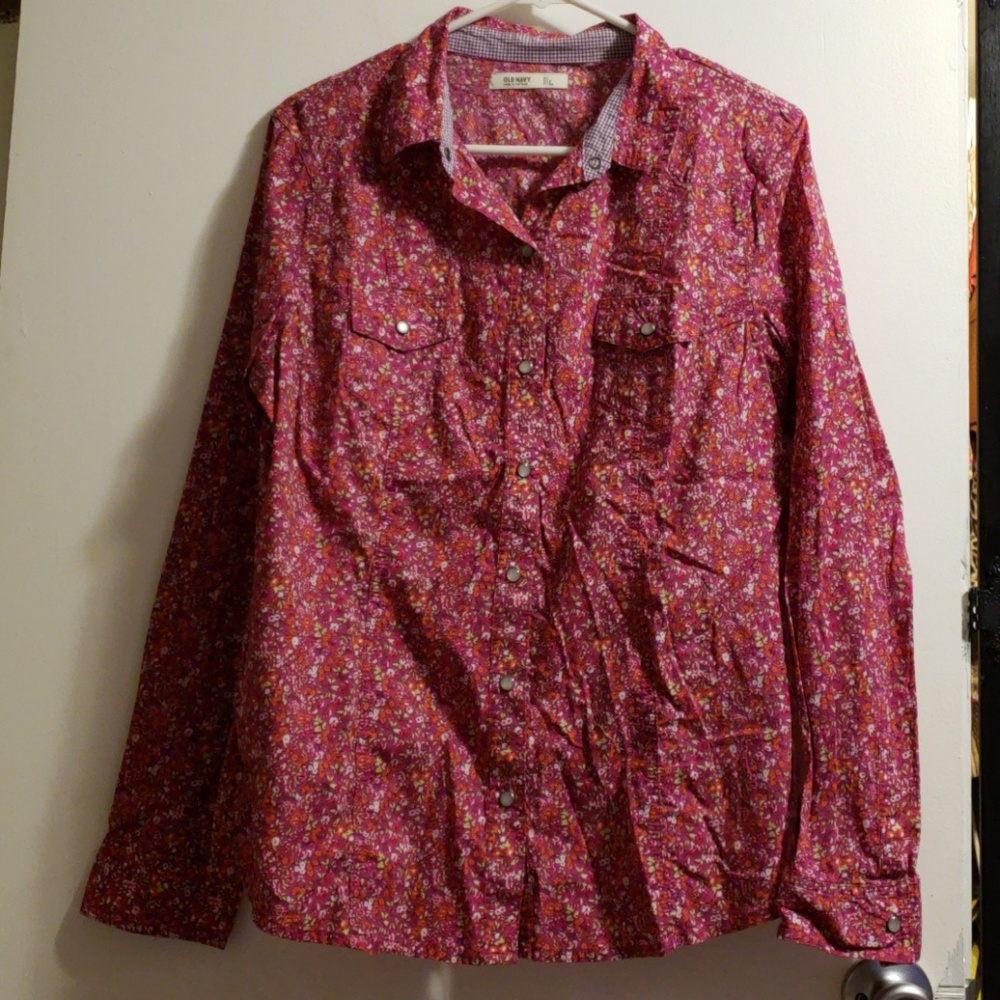 Old Navy shirt